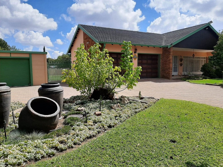 4 Bedroom Property for Sale in Elandia Free State